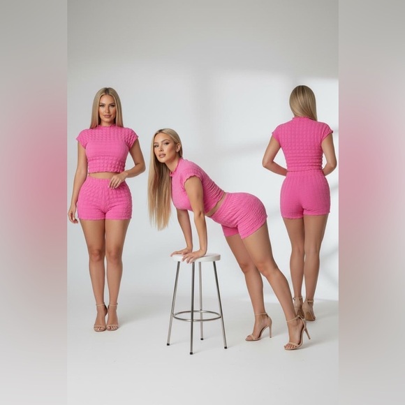 Casual Glow Set - Picture 8 of 16